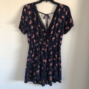 3 FOR $15! XHILARATION | NAVY FLORAL LACE PLAYSUIT